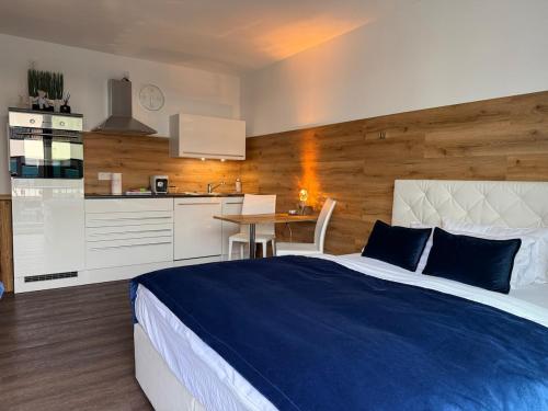 Maritimes Luxusapartment in Rostock, Deutschland