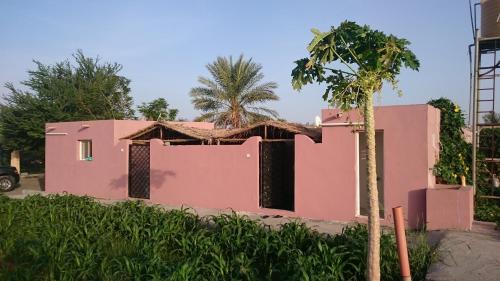 Entrance, Yonis Farm in Manah