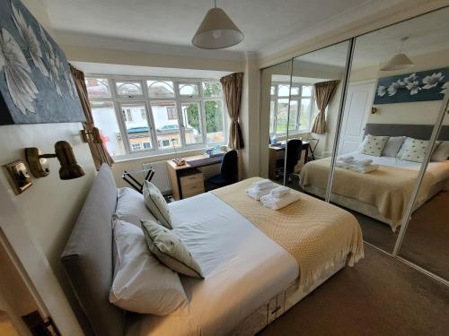 Cornerways Guest House Room Type - Double Room with Shared Bathroom