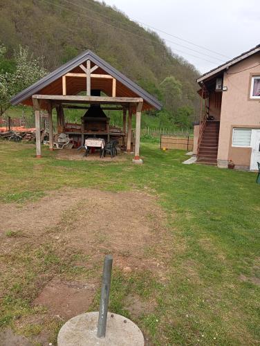 Accommodation in Crvica