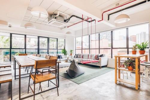 ศูนย์ธุรกิจ, Own Vila Madalena near สถาบันศิลปะโทะมิเอะ โอตะเกะ