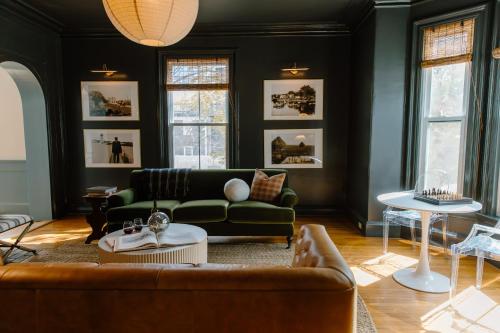 The Ipswich Inn - image 11