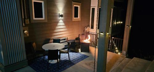 Iekārtas, Casa del Rio - Peaceful River Guest Suite -Forests -Mountains -Hiking in Slesse Park (BC)