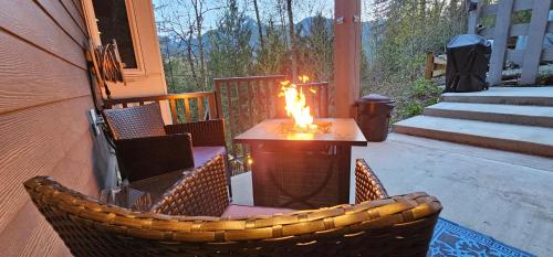 Iekārtas, Casa del Rio - Peaceful River Guest Suite -Forests -Mountains -Hiking in Slesse Park (BC)