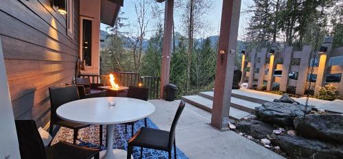 Iekārtas, Casa del Rio - Peaceful River Guest Suite -Forests -Mountains -Hiking in Slesse Park (BC)