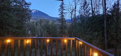 Balkons/terase, Casa del Rio - Peaceful River Guest Suite -Forests -Mountains -Hiking in Slesse Park (BC)