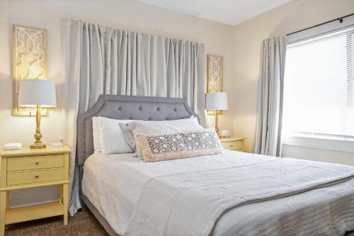 The Flats on Florida St - Super Comfy 2-Bedroom Apartments