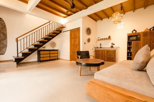 Brand-New Loft Balangan Village - Bali