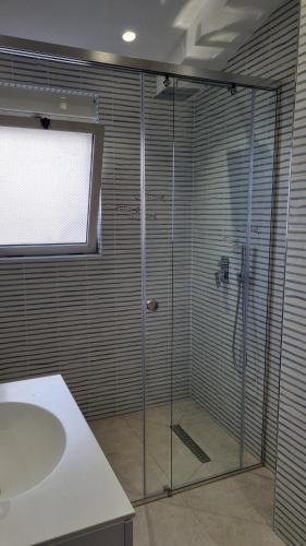 Three-Bedroom Apartment image 6