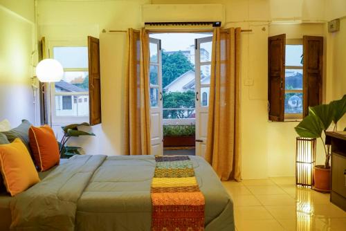 Paapu Next Door, Chiang Mai
