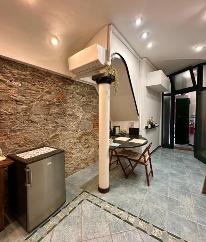 Central Stone Studio near the Sea in Cinque Terre Central Stone Studio near the Sea in Cinque Terre