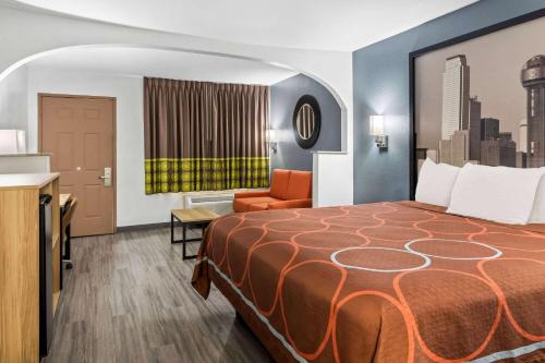 Super 8 by Wyndham Grand Prairie Southwest - image 29