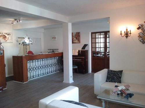 Vestabils, Hotel du Commerce Chez Stephane in Saint-Claud