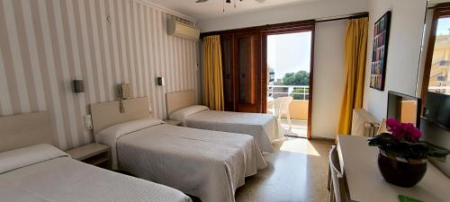 Hotel Tramontana - main image