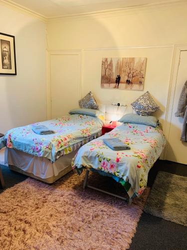 Dundonald Link, quiet & spacious twin room in town centre in Irvine mestno jedro
