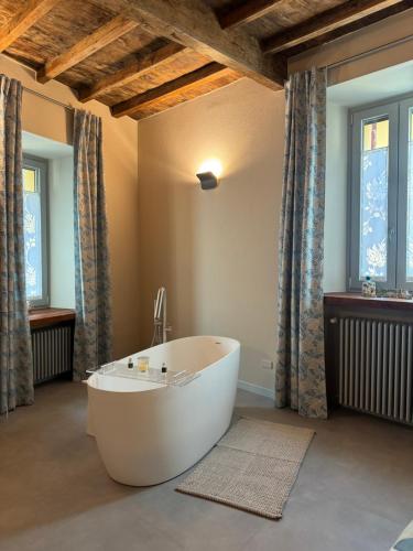 Le Relais du Bourg Chambres de charme Wellnes in Donnas