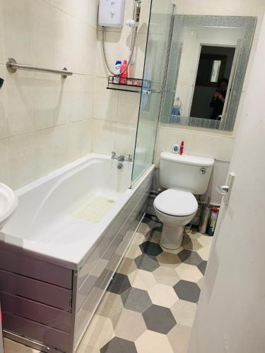 Dundonald Link, quiet & spacious twin room in town centre in Irvine mestno jedro