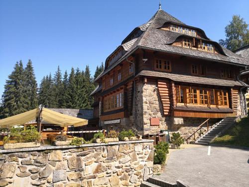 Exterior view, Klostermannova chata in Modrava