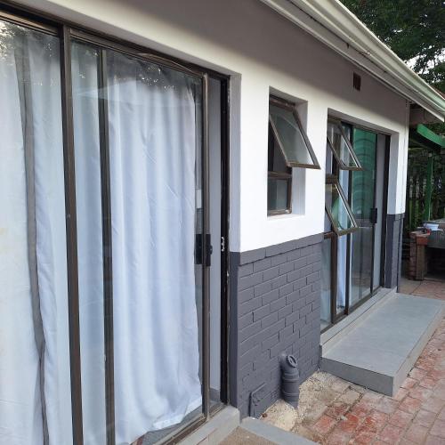 Luvuyos Guest House near Pietermaritzburg repülőtér