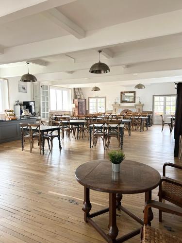 ห้องจัดเลี้ยง, Hotel D'Angleterre in คอสคอฟฟ์