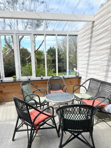 ทัศนียภาพ, Hotel D'Angleterre in คอสคอฟฟ์