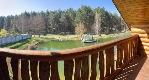 Gostynna sadyba Kit Bayun in Teterivka