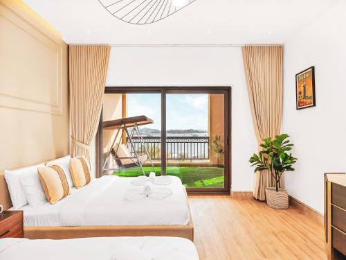 New Fairmont Residence with private beach on PalmJumeirah, Dubaï (photo 4)