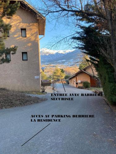 Superbe appartement Les Jardins du Lac in Embrun