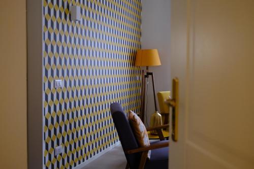 Junior Suite with Balcony image 2
