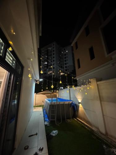 Batu Ferringhi Home Near Beach in Penang with private pool