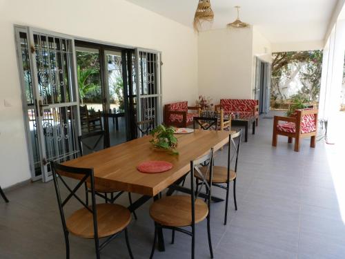 villa arborée ngaparou (villa arboree ngaparou) in Ngaparou