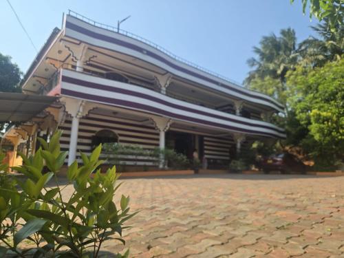 Motel Apple Five