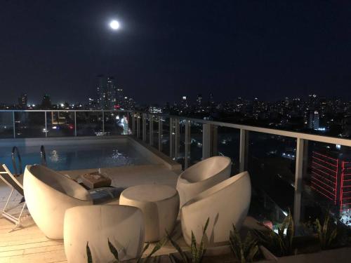 16 GEBA, Movistar Arena, Embajada USA