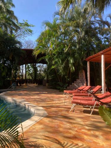 Peldbaseins, Mundo Milo Eco Lodge in Paraiso (Guanacaste)