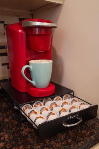 Lakeview! - Close to Skiing - Includes Firepit & Game Room!