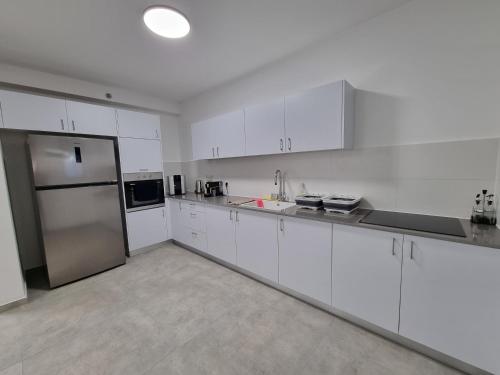 3 bedrooms, 5 beds