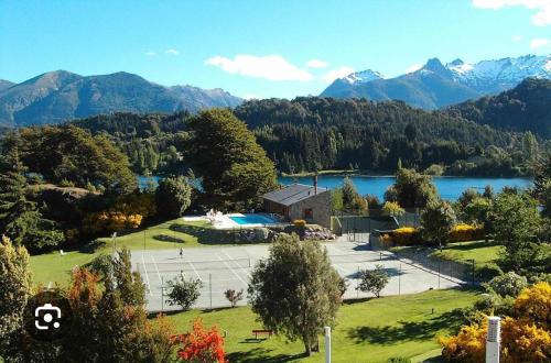 Hotel Dut Bariloche in Piedra del Aguila