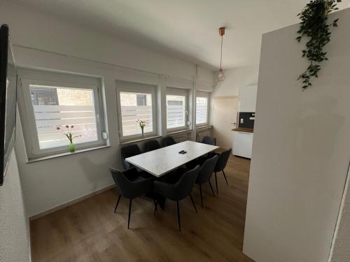 To&To Apartments 3 Bedroom, Stuttgart (Foto 3)