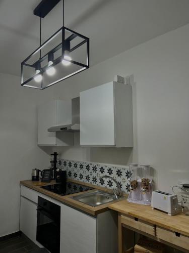 кухня, Donna Maria Suite & Relax in Серіно