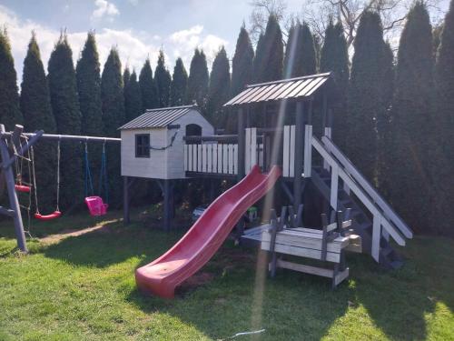 Playground, Orla Chata Domy in Karsibor