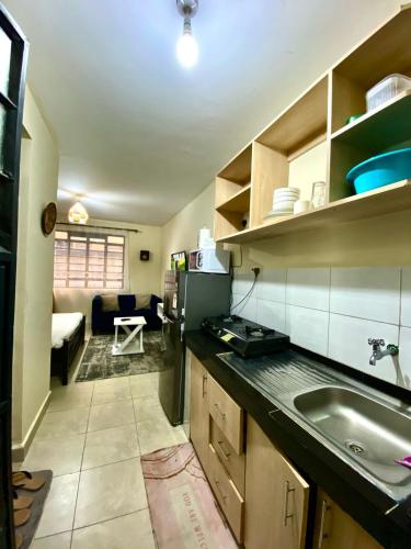 Cuina, Lux Suites Cavendish Square Apartments in Mlolongo