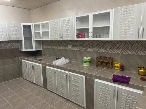 Kitchen, Dafyat two bedrooms rental house in Masirah Island