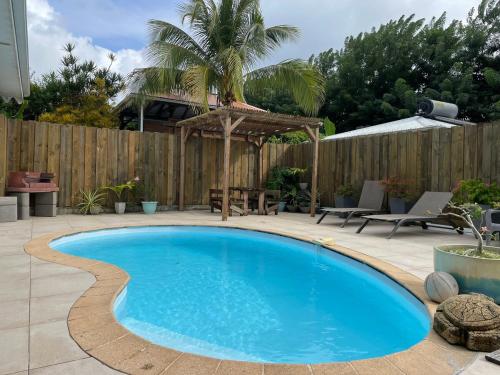 Accès mer à pied, piscine