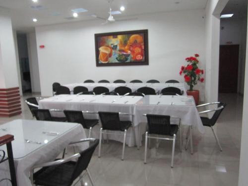 Hotel Dulima Inn