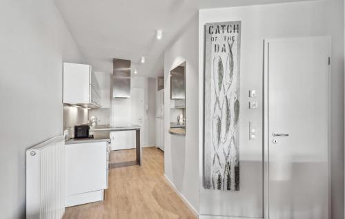 One-Bedroom Apartment image 7