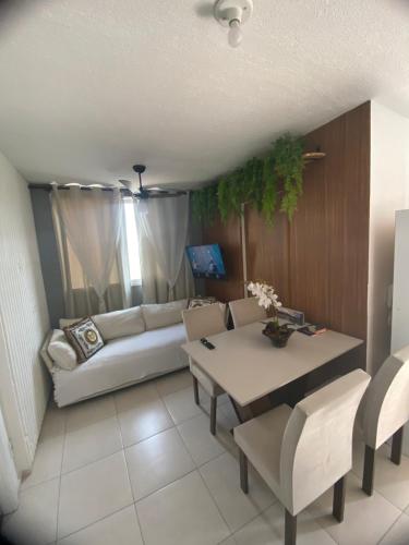 Quarto Individual novinho in กัมบูซิ