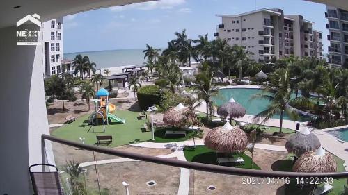 Beautiful Beach in Nueva Gorgona