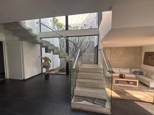 Előcsarnok, Casa del Unicornio Azul in El Partido