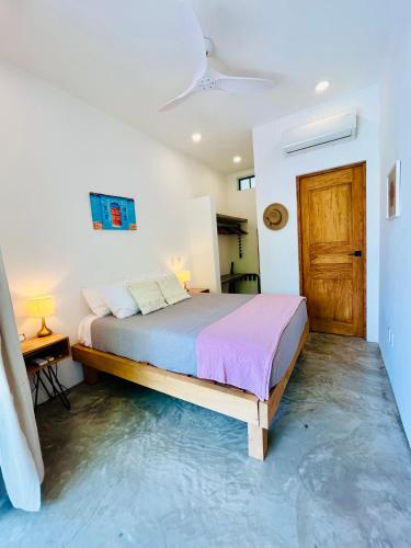 Queen Bed, Full Kitchen, Air Conditioning, Pool, Fast Wifi - Mar at Casa Calavera in San Francisco, Mexico
