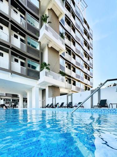 Cozy Staycation Studio in Iloilo by Alfasuite Iloilo near Amosup Seamen's Hospital